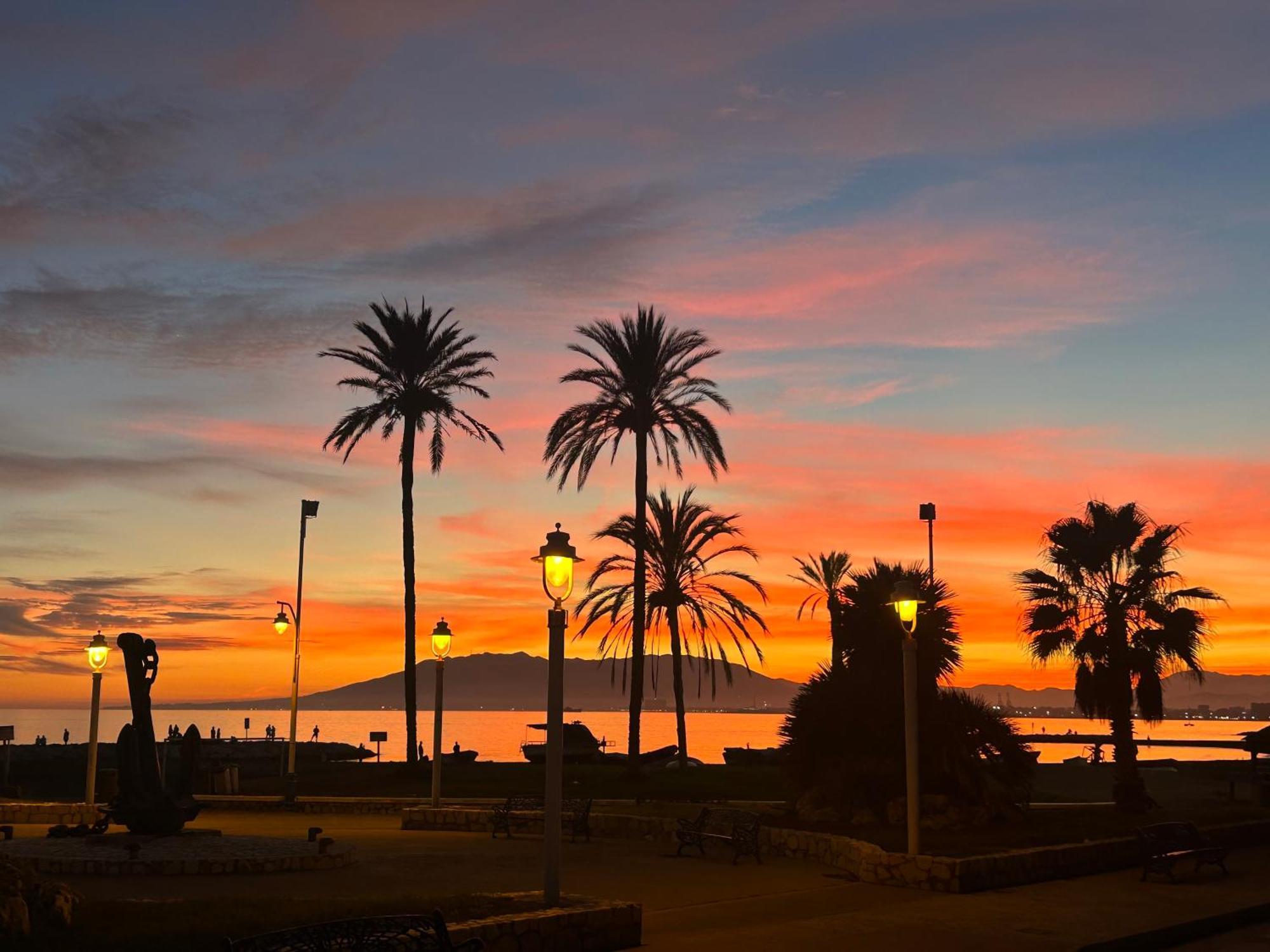 Marvellous Malaga Mediterranean And Mountain Views Εξωτερικό φωτογραφία